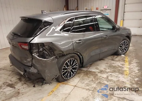 2023 Ford Escape Phev from USA, damaged, VIN 1FMCU0E11PUB06104